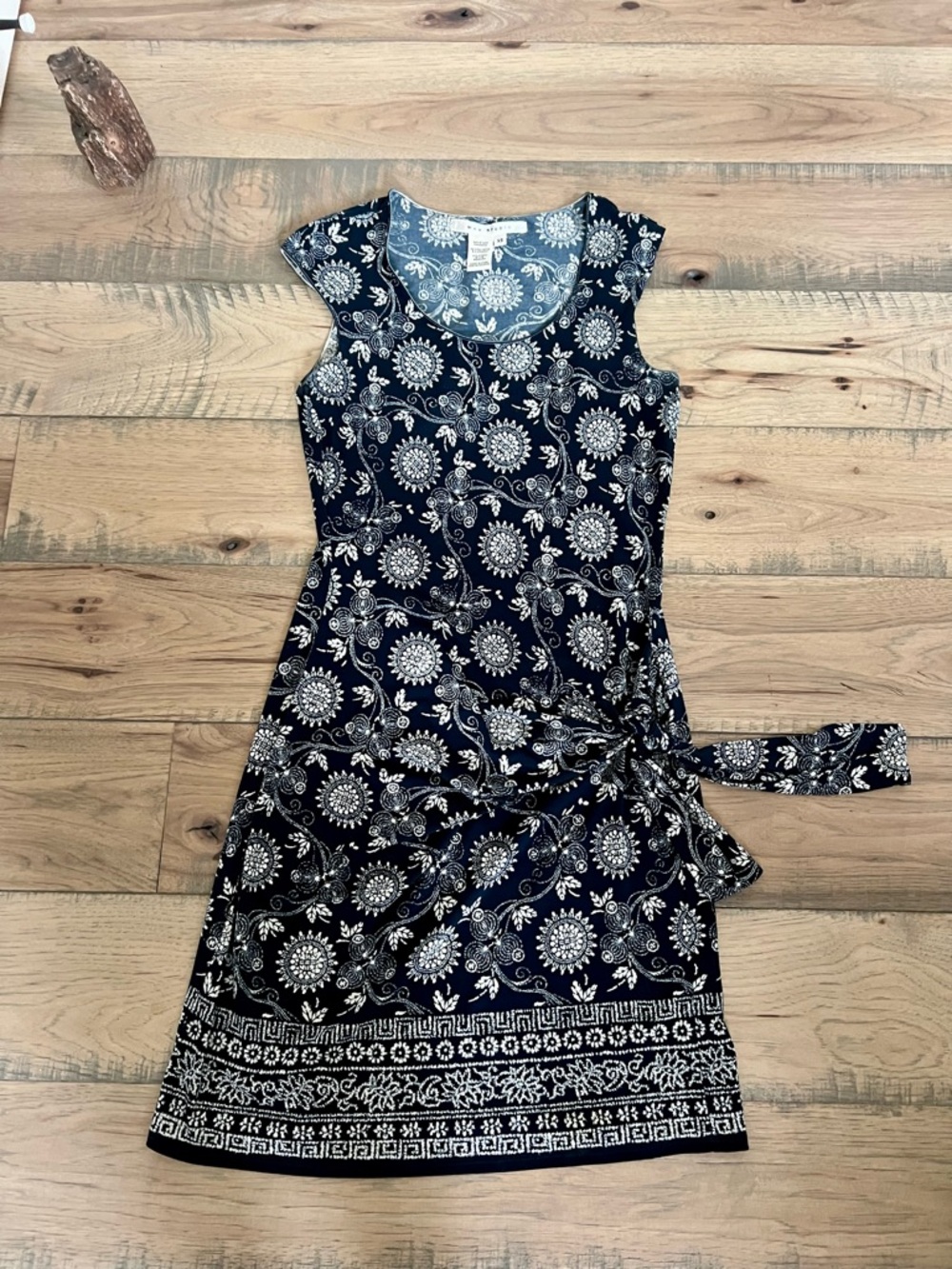 Max Studio Navy and White Floral Scoop Neck Dress